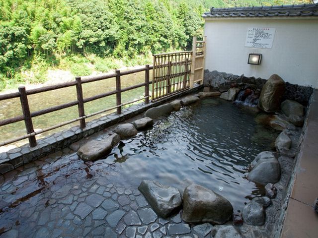 入浴・宿泊施設